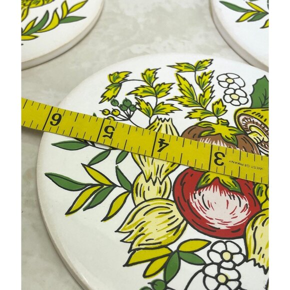 Vintage 70s decorative ceramic round tiles, vegetables print, set of 8 - Picture 9 of 10